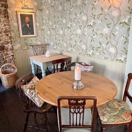 Lord Nelson Hotel ブリッドポート エクステリア 写真